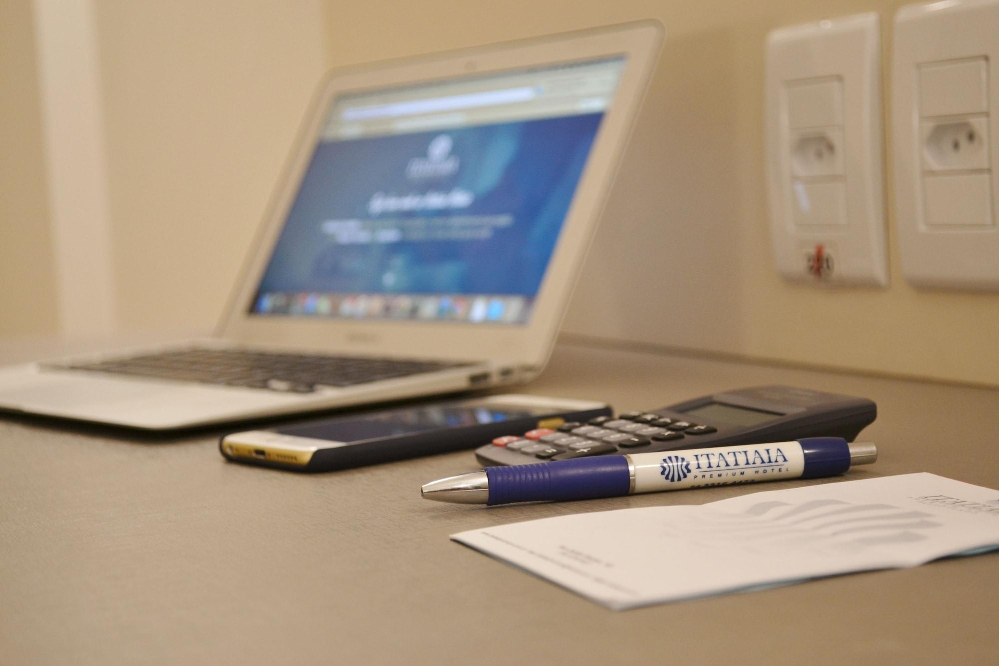 Villa Premium Hotel 이레싱 외부 사진