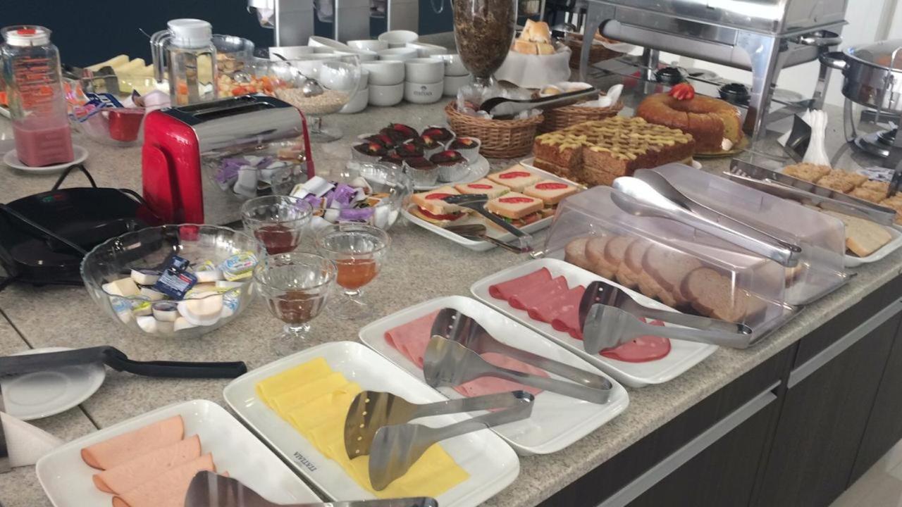 Villa Premium Hotel 이레싱 외부 사진